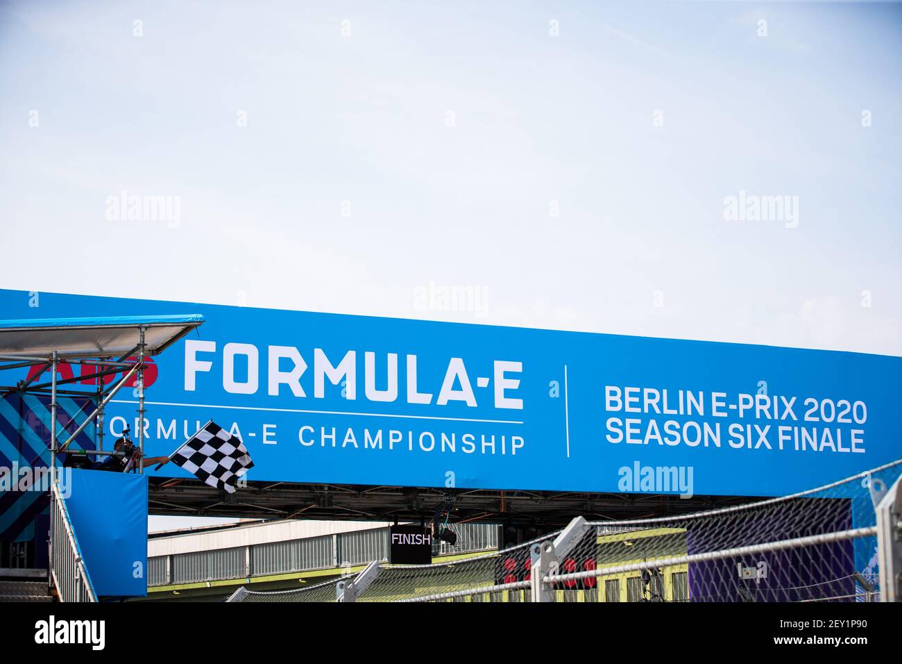 cherquered flag drapeau à damier during the 2020 Berlin E-Prix II, 9th round of the 2019-20 Formula E championship, on the Tempelhof Airport Street Circuit from August 8 to 9, in Berlin, Germany - Photo Germain Hazard / DPPI Stock Photo