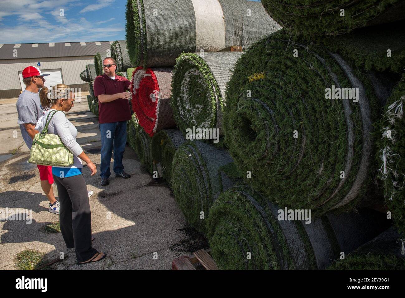 Jerry Kessler, center, branch manager of the Repurposed Materials