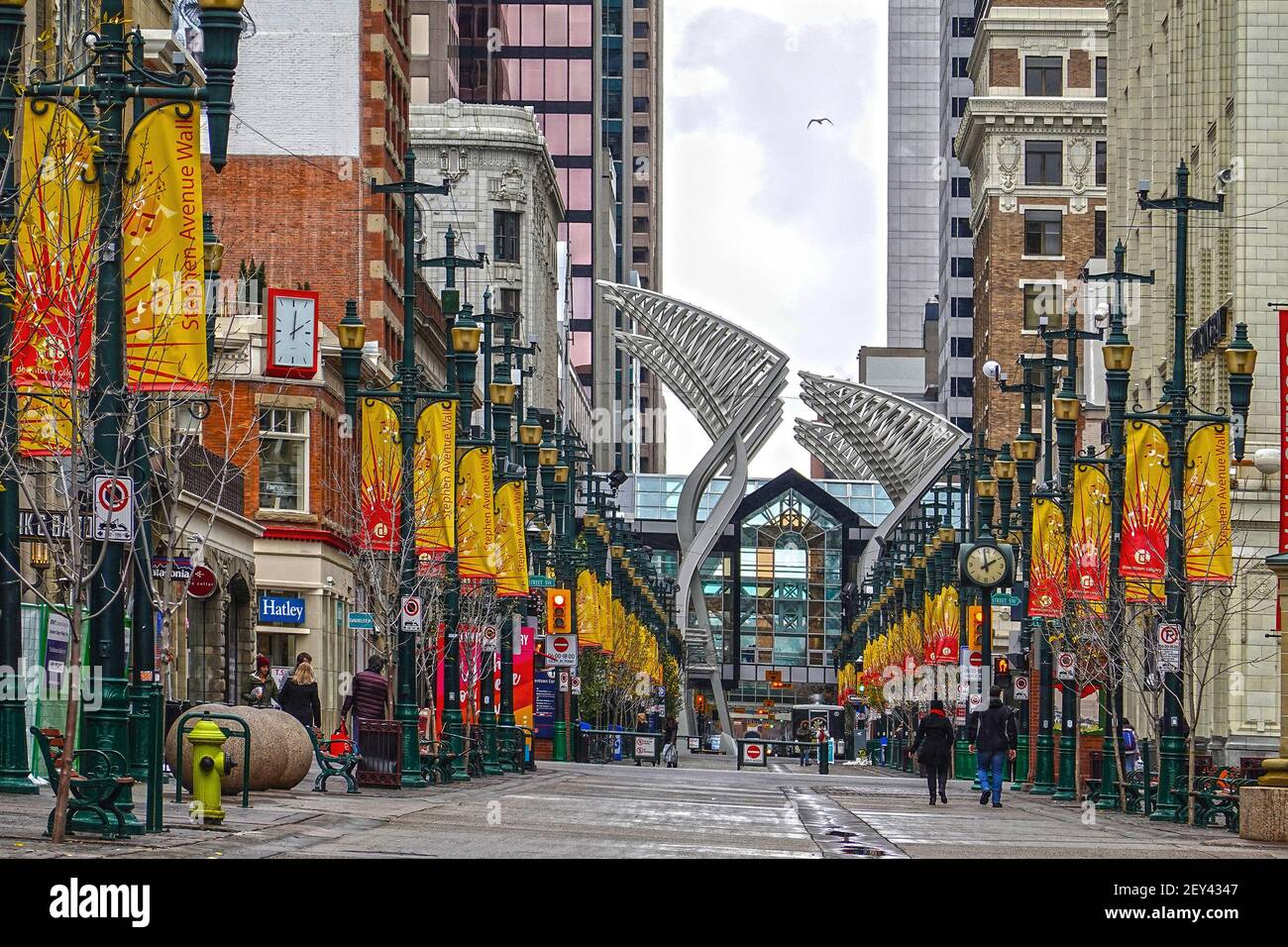 CALGARY, ALBERTA, CANADA - OCTOBER 8, 2018: Stephen Avenue at downtown Calgary, steel “Galleria Trees”, created by Trizec Hahn Office Properties et al. Stock Photo