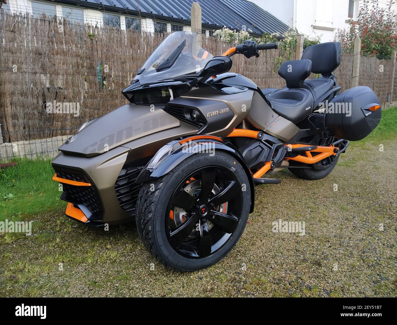 Can-Am Spyder F3 S Liquid Titanium Special Edition, Finistere