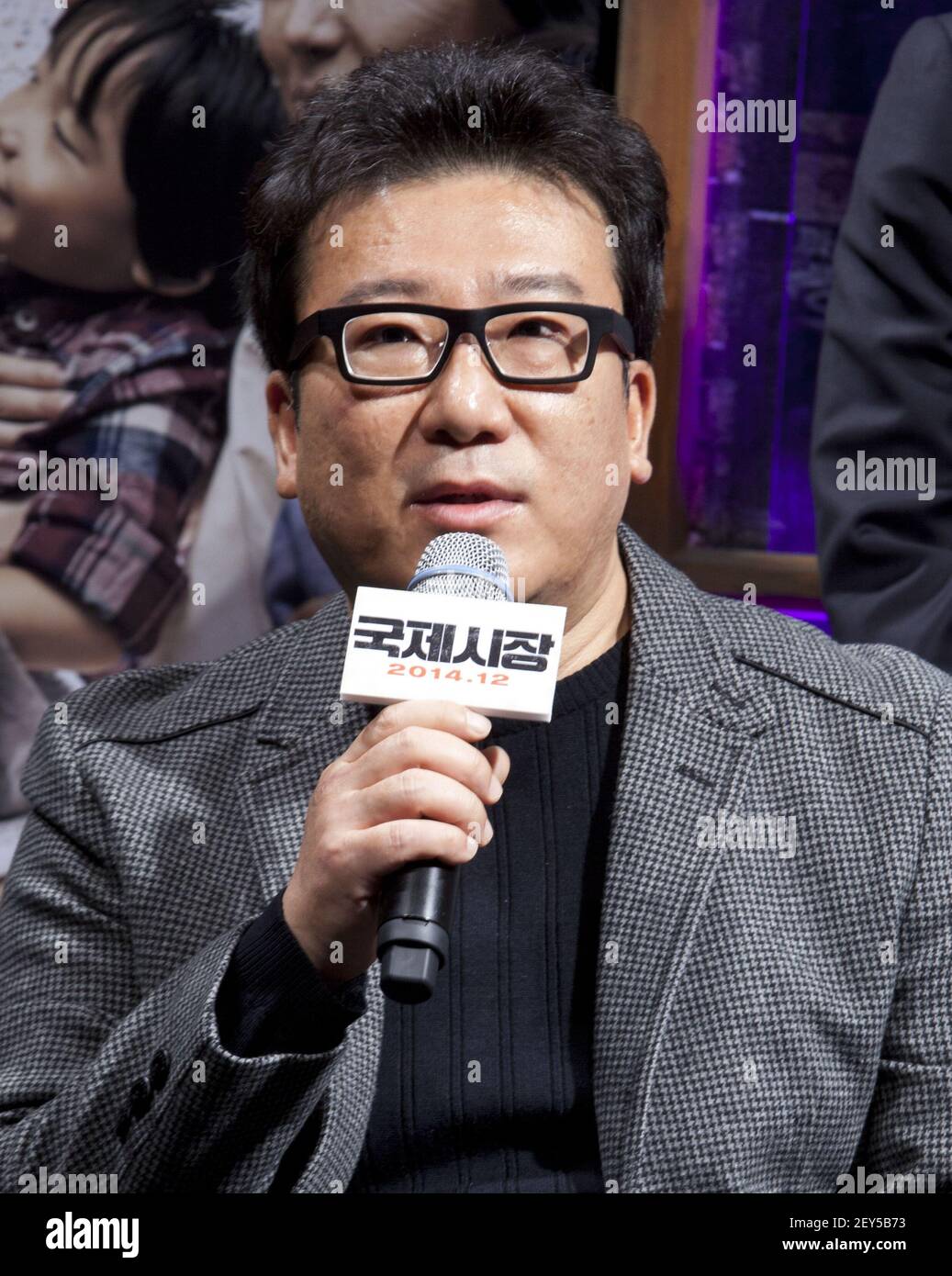 10 November 2014 - Seoul, South Korea : South Korean director Yoon Je-kyoon,  attends a photo call for the new movie 'Ode to My Father 2014' during a  press conference at CGV