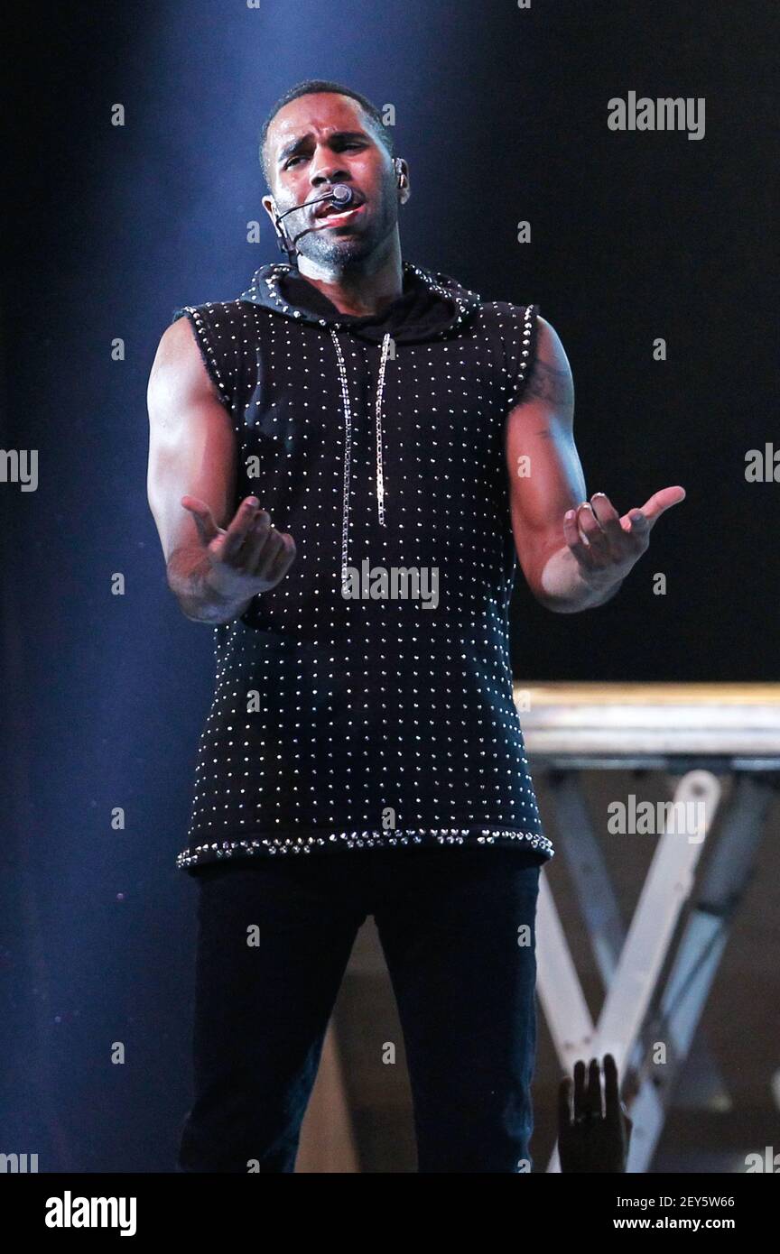 North American singer Jason Derulo, performing in Citibank Hall, in Rio de  Janeiro, Brazil, on November 16, 2014. Photo by Roberto  Filho/Fotoarena/Sipa USA Stock Photo - Alamy