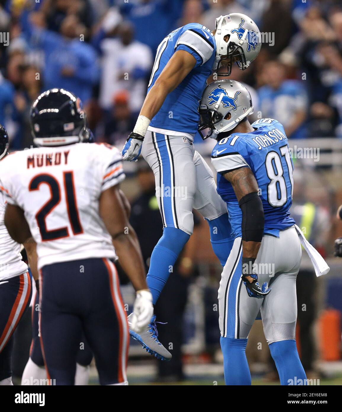 Detroit Lions receiver Calvin Johnson (81) runs for an 11-yard gain against  the Chicago Bears during the second quarter at Soldier Field in Chicago on  October 28, 2007. The Lions won 16-7. (