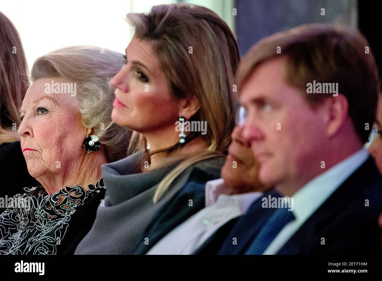 10-12-2014 AMSTERDAM - King Willem-Alexander, Queen Maxima, Princess Beatrix, Princess Mabel attend the award ceremony of the Prince Claus Prize 2014 to Columbian artist and plant expert Abel RodrÃguez at the Royal Palace in Amsterdam (Photo by Robin Utrecht/Sipa USA) Stock Photo