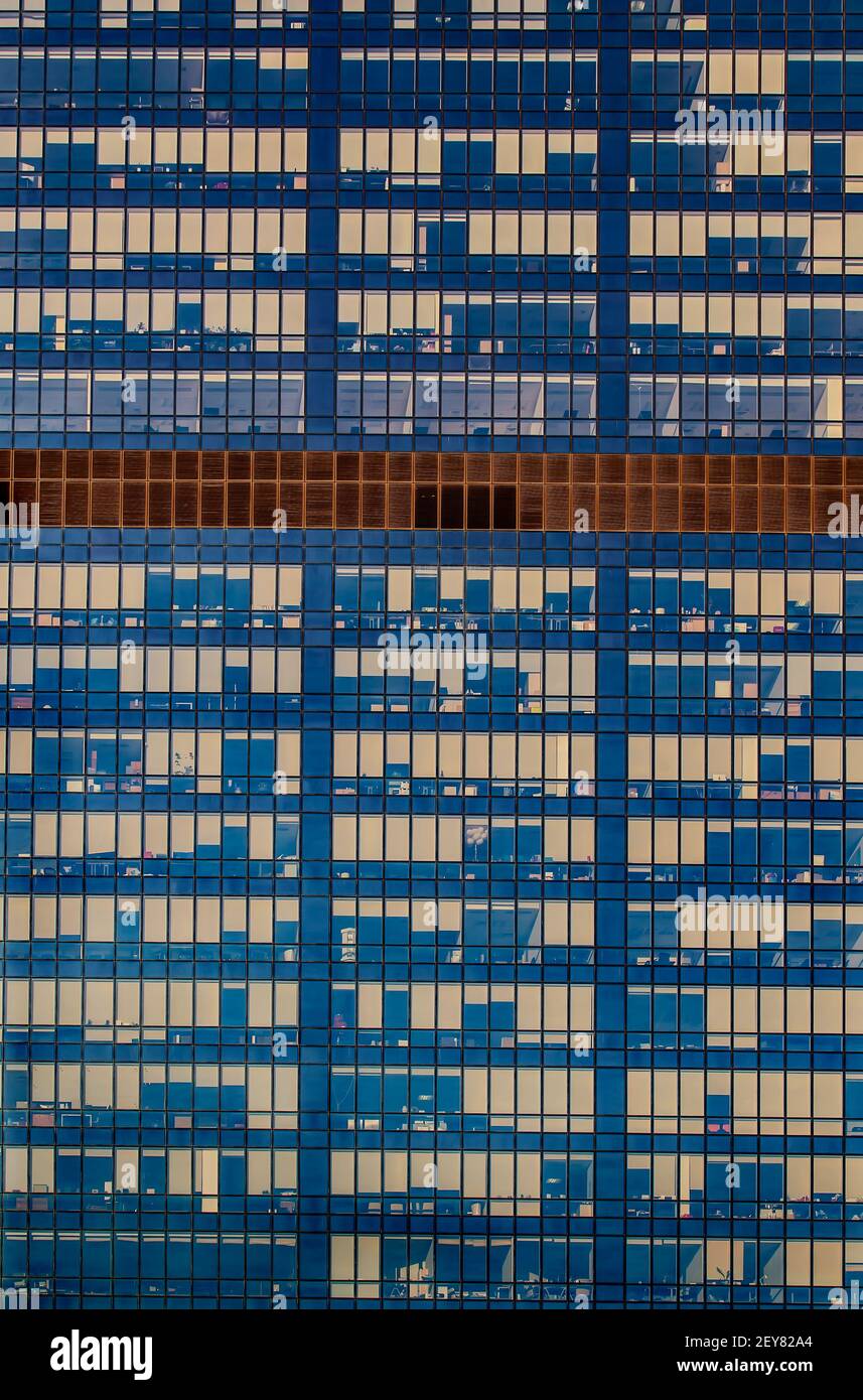 facade of modern office building Stock Photo - Alamy