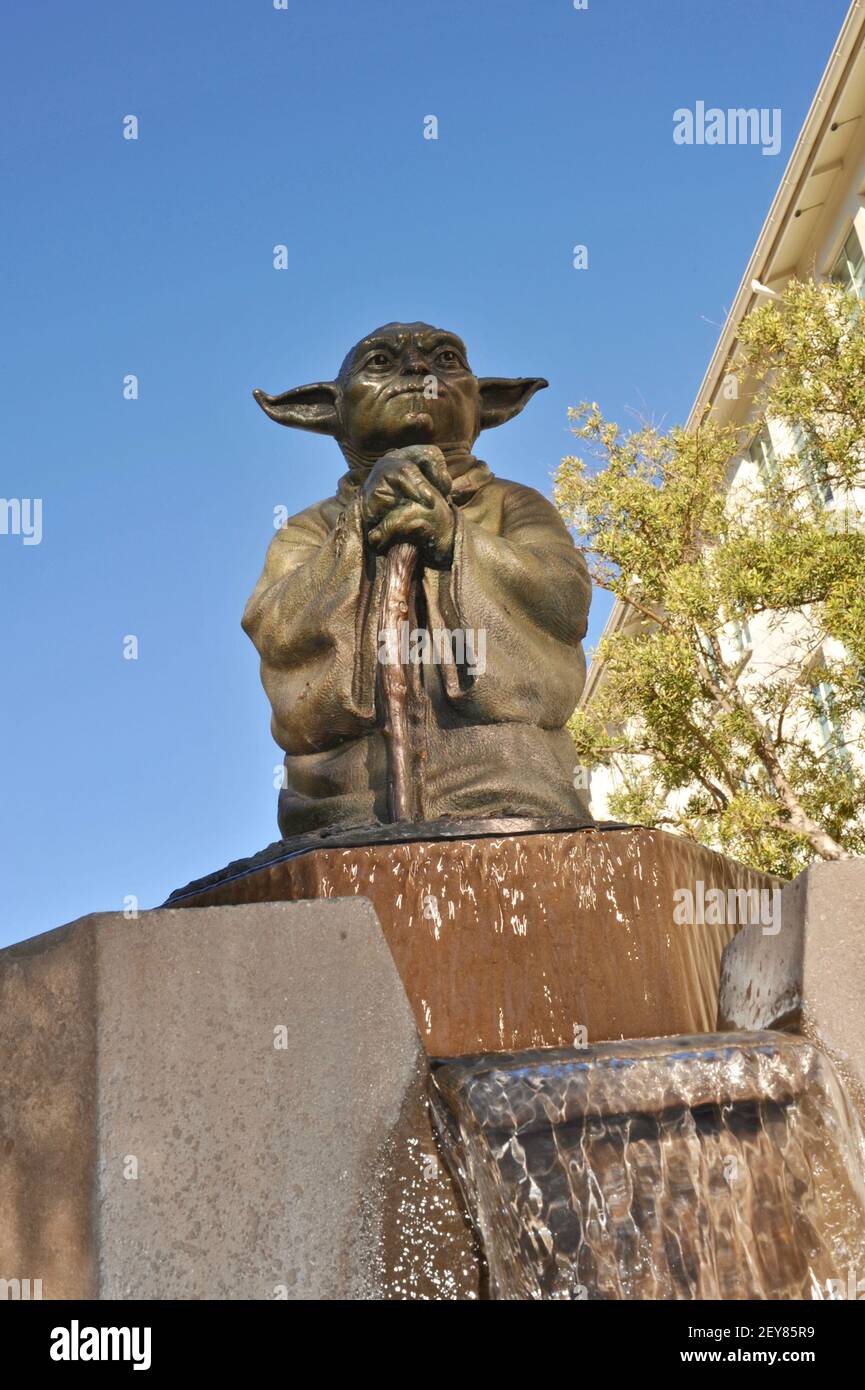 Yoda statue and fountain outside offices of Industrial Light & Magic