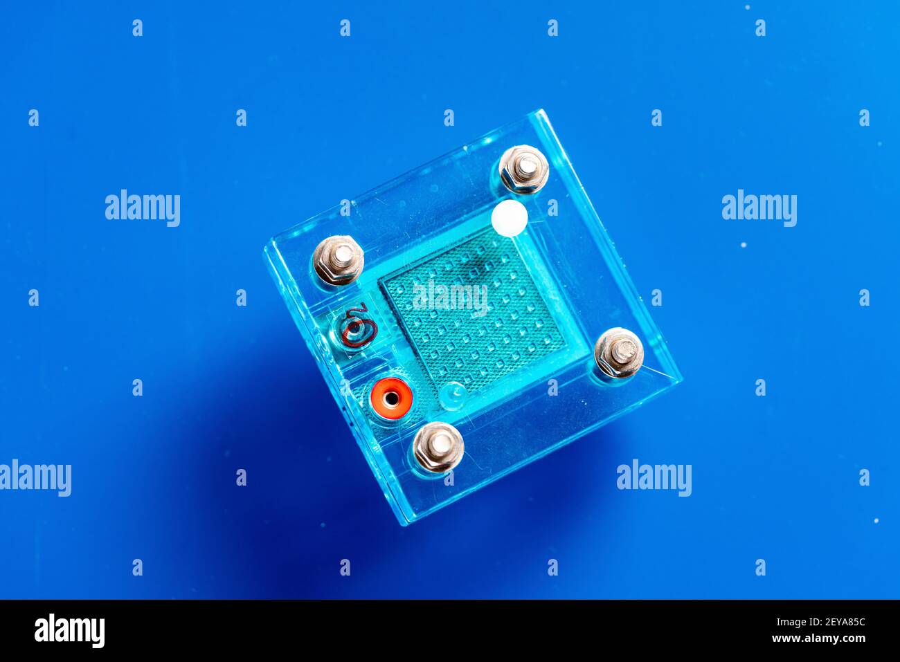 Hydrogen oxygen fuel cell hires stock photography and images Alamy