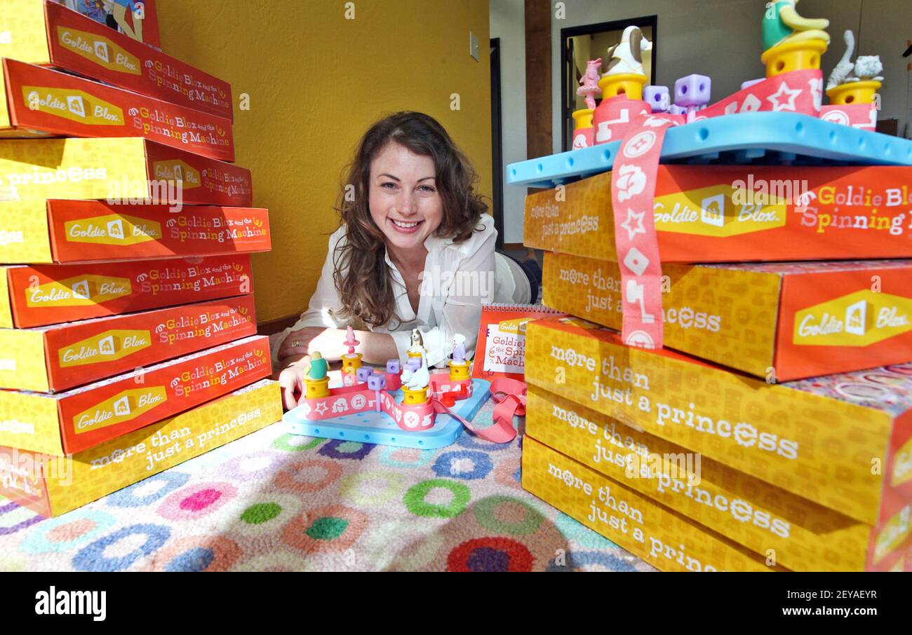 Goldieblox princess machine sale