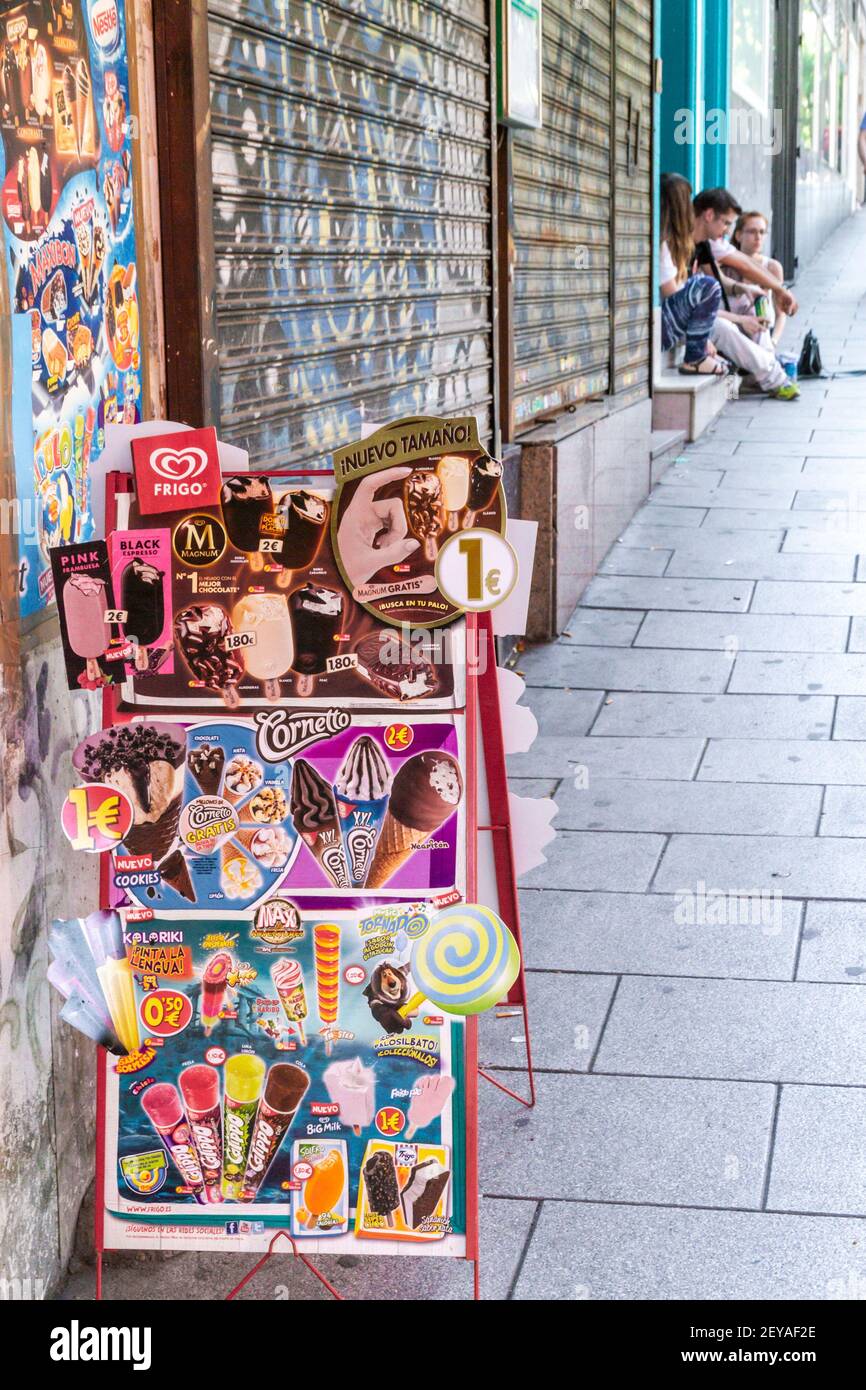 Packaged ice cream cones hires stock photography and images Alamy