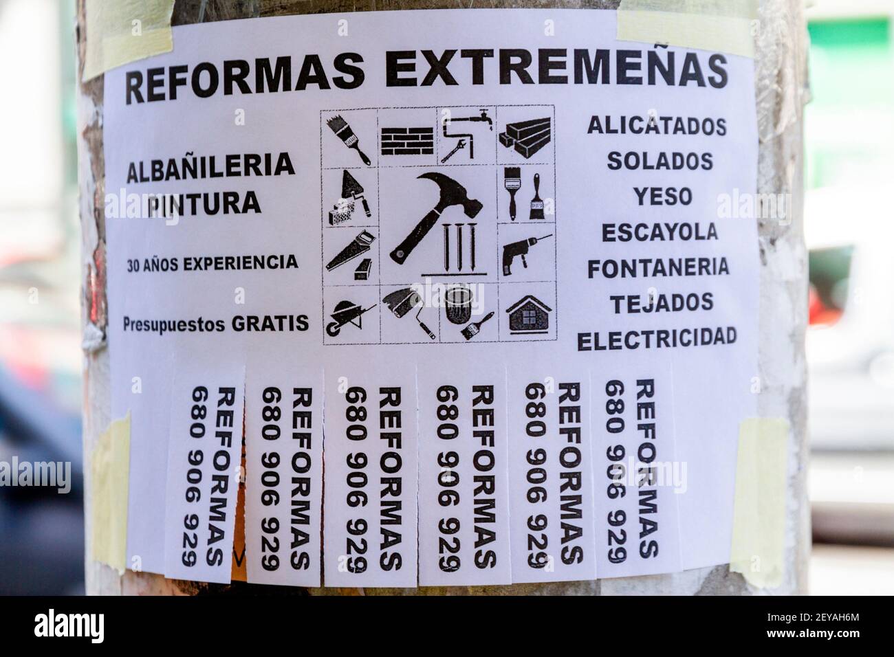 Tear off flyer hi-res stock photography and images - Alamy