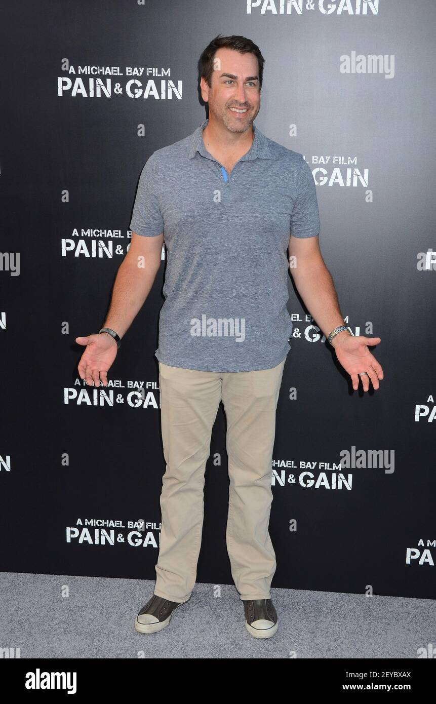 22 April 2013 - Hollywood, California - Rob Riggle attends Los Angeles ...