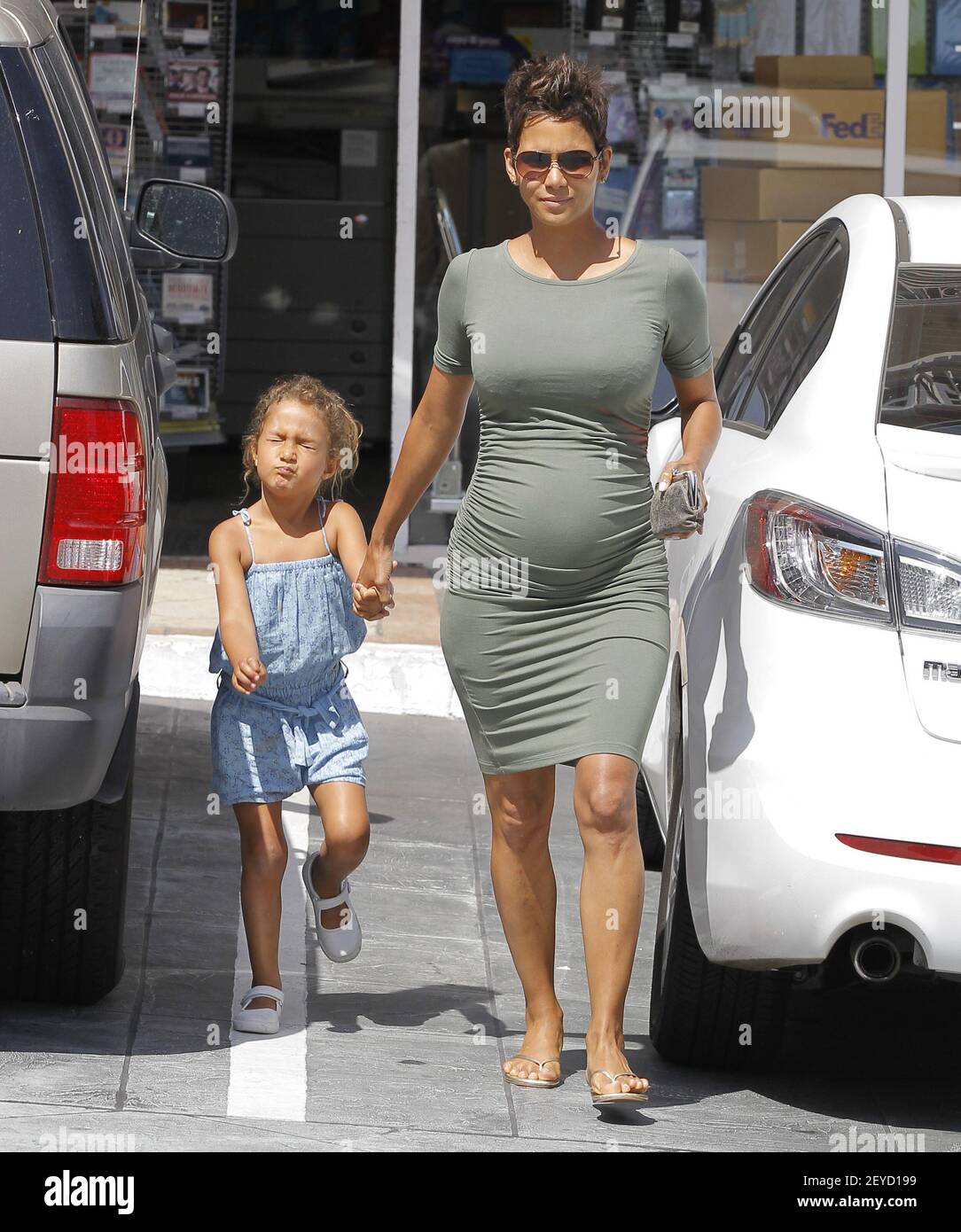 Halle Berry Pregnant May 2022