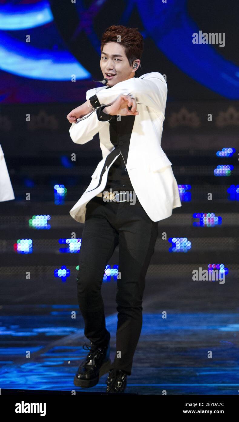 4 June 13 Seoul South Korea South Korean Onew R And Key Members Of K Pop Boys Group Shinee Performs Onstage During The 13 Miss Korea Beauty Pageant At Sejong Culture