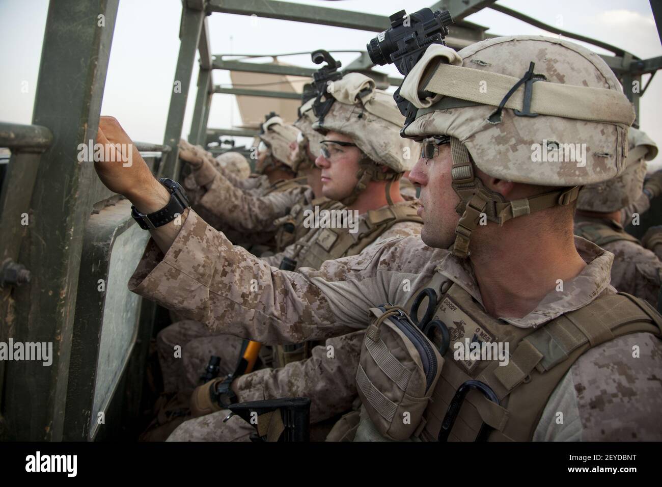 u-s-navy-hospital-corpsman-3rd-class-bryan-doody-right-assigned-to