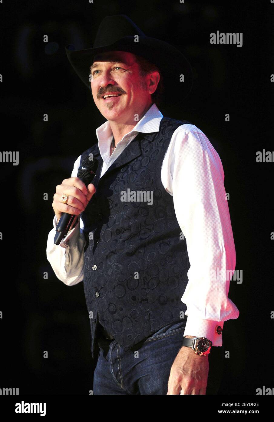 Mike Strasinger 09 June 2013 - Nashville, Tennessee - Kix Brooks. 2013 CMA Music ...