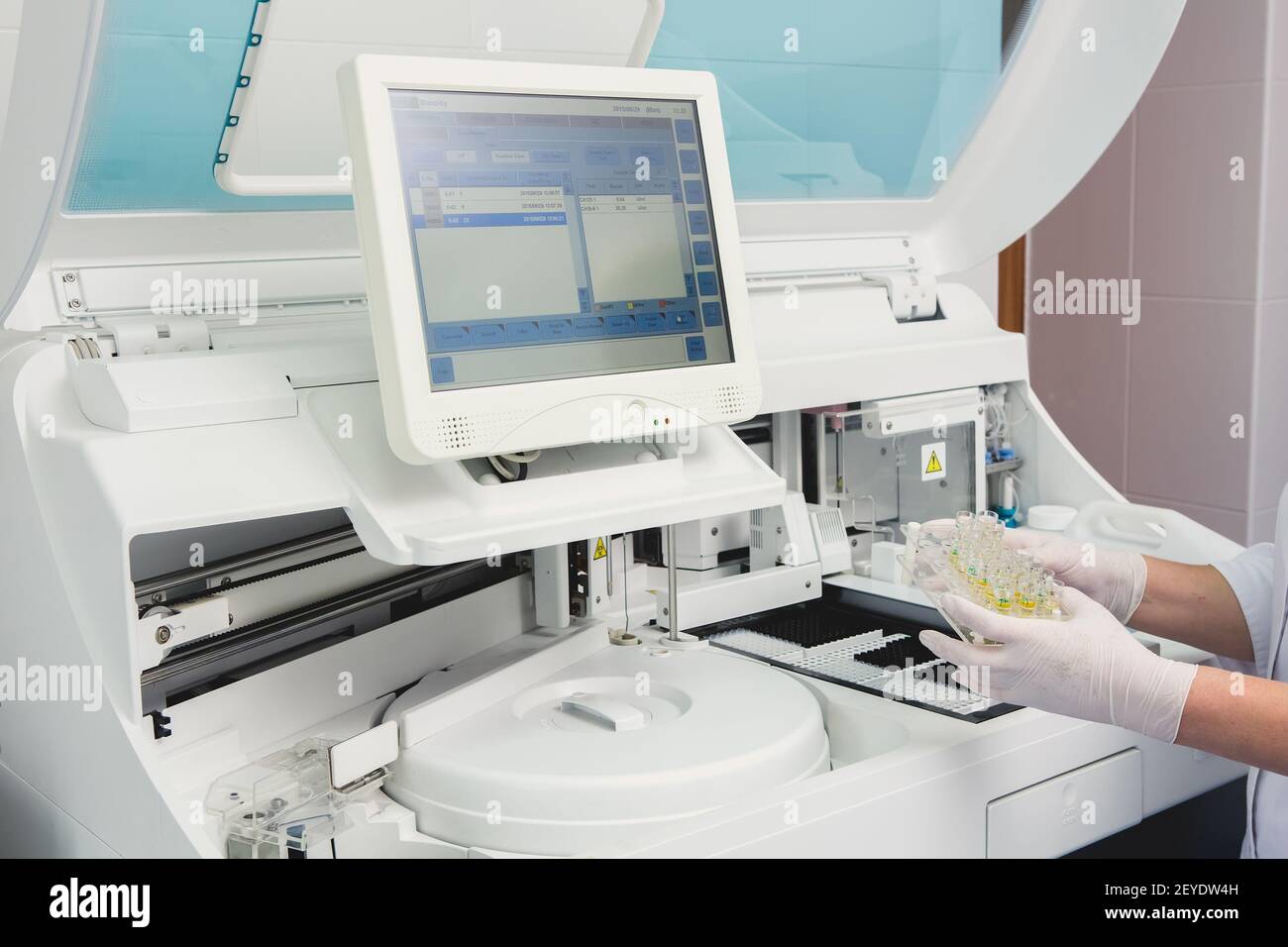 Clinical chemistry analyzer hi-res stock photography and images - Alamy