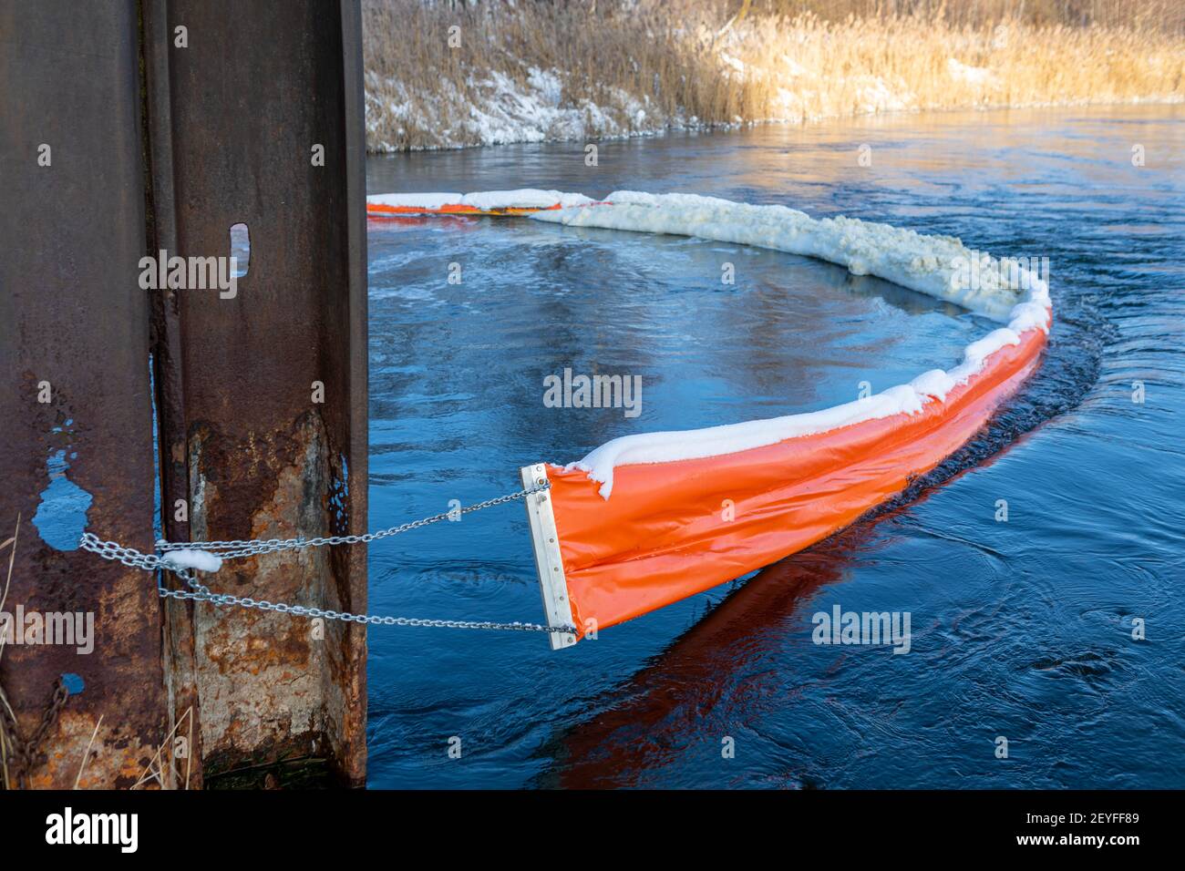 The floating boom prevents foam and debris from contaminating the