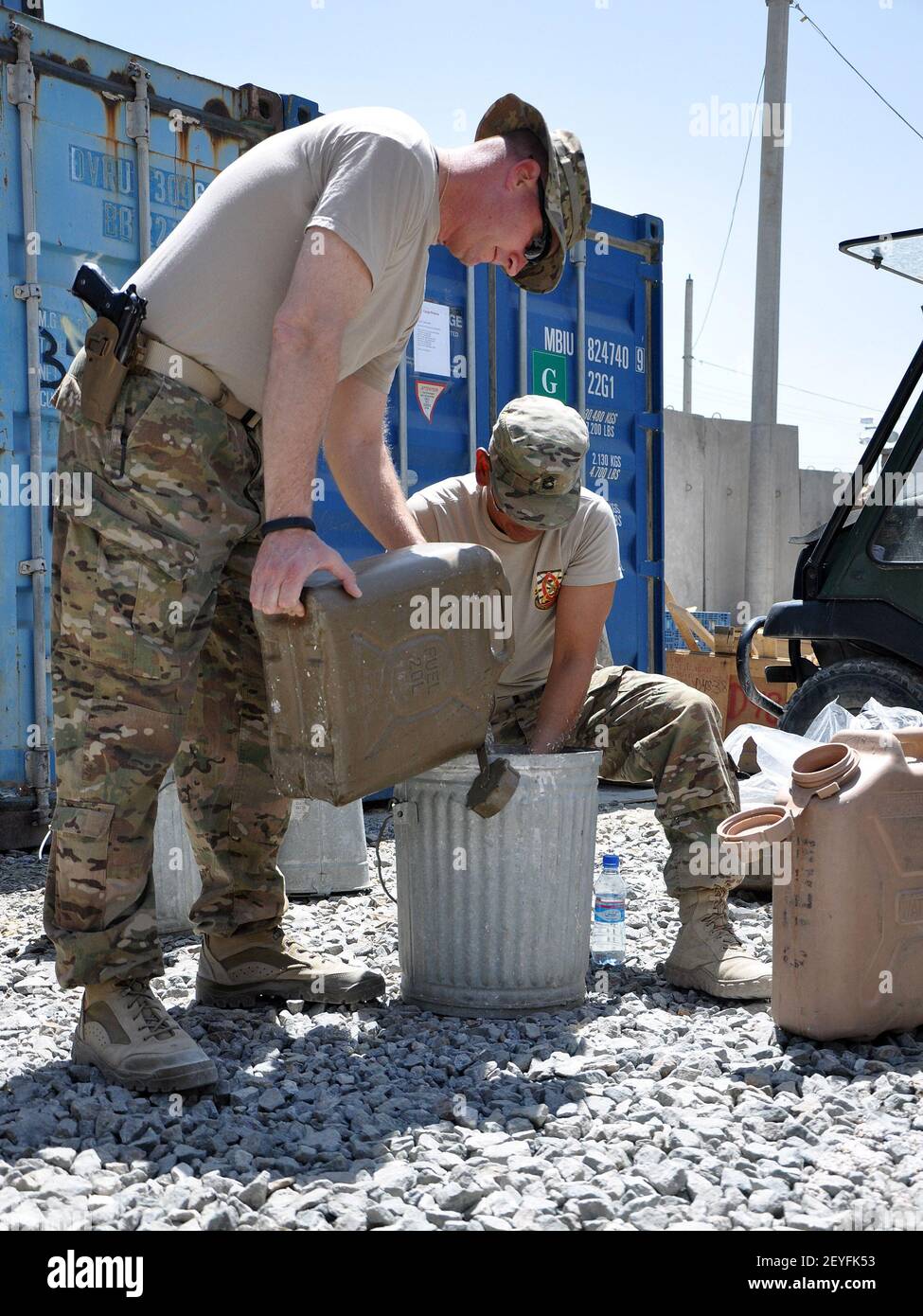 Sawdust joint hires stock photography and images Alamy