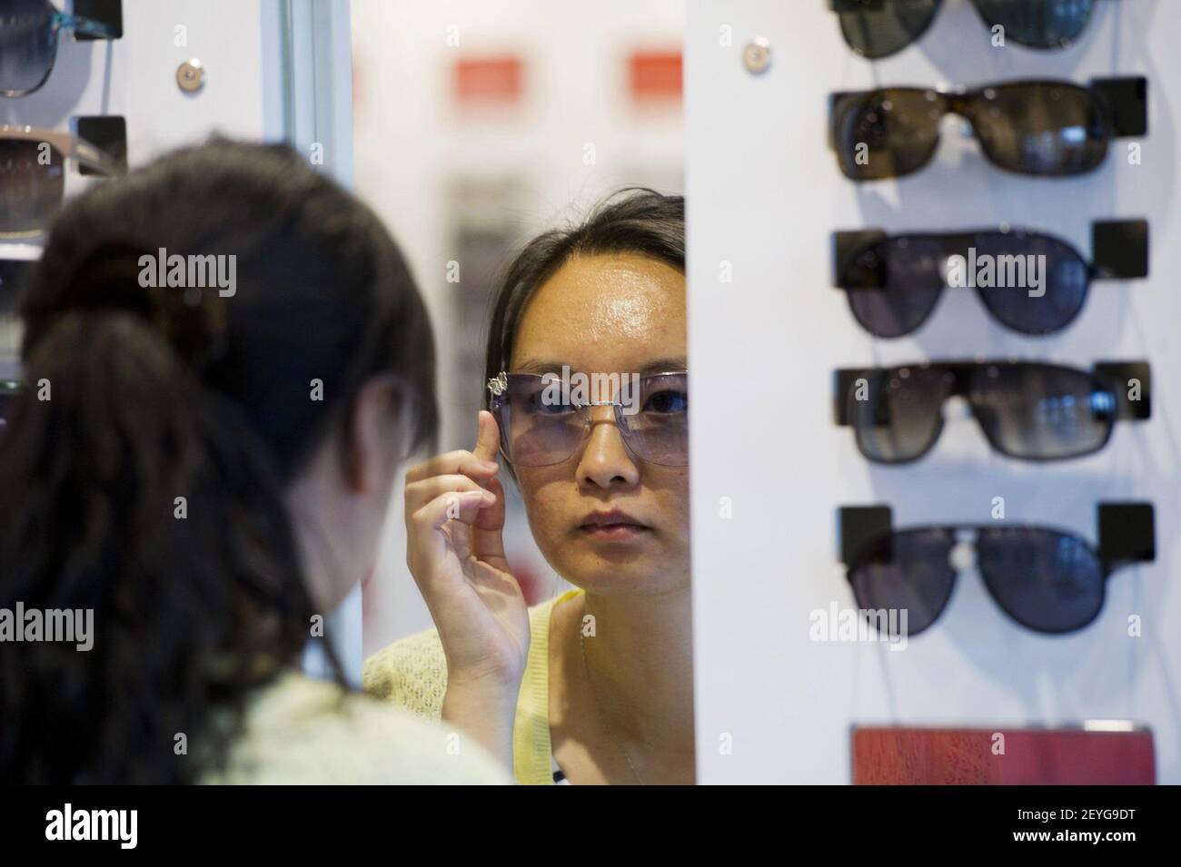 sunglasses premium outlet