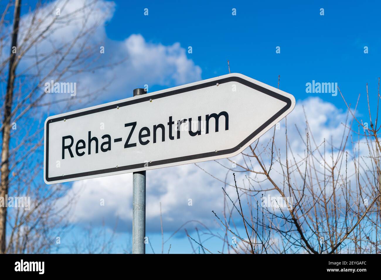 Signpost with the German inscription Reha Center Stock Photo