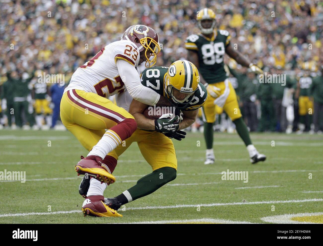 Jordy Nelson of the Green Bay Packers scores a 2ndquarter touchdown