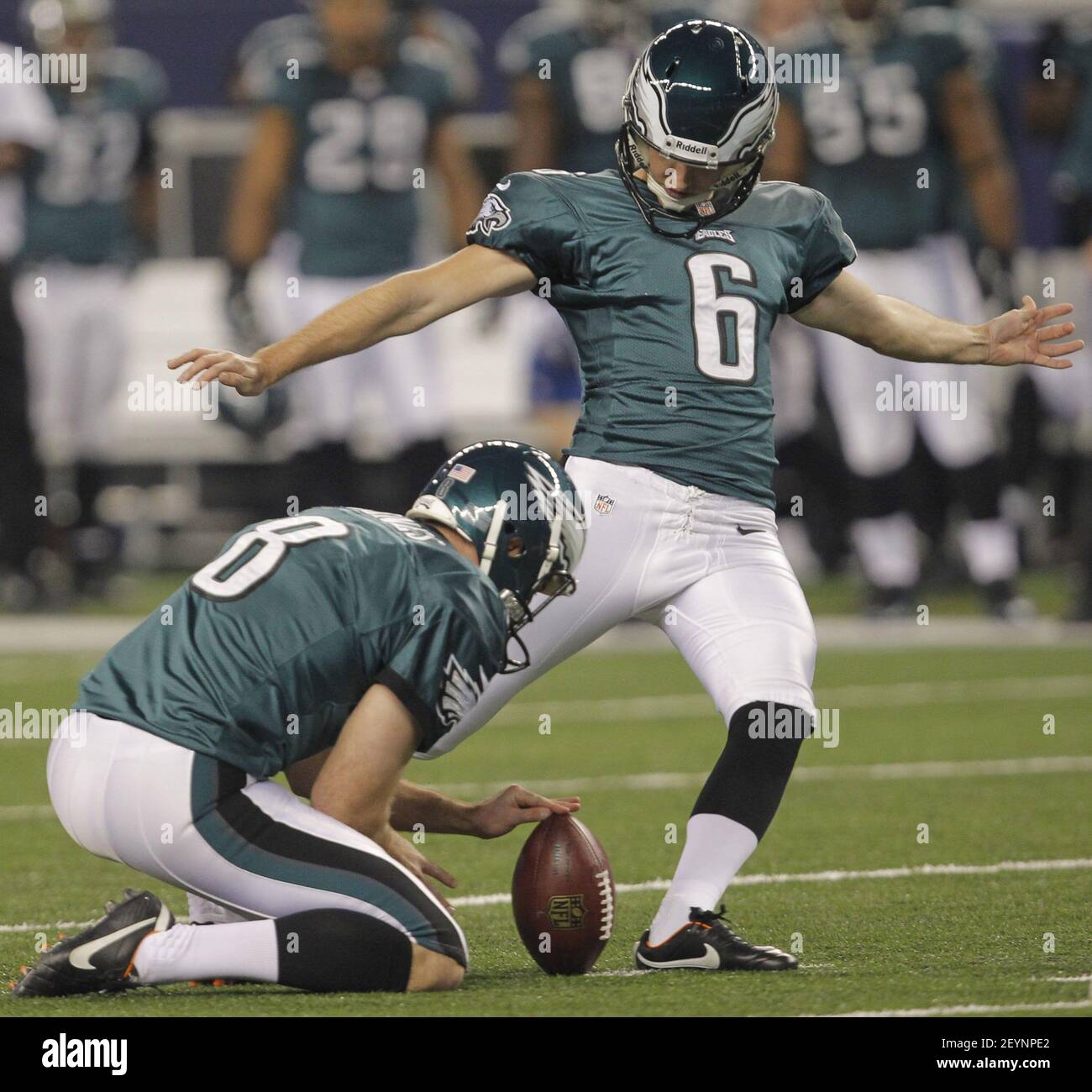 Philadelphia Eagles kicker Alex Henery (6) kicks a firstquarter field