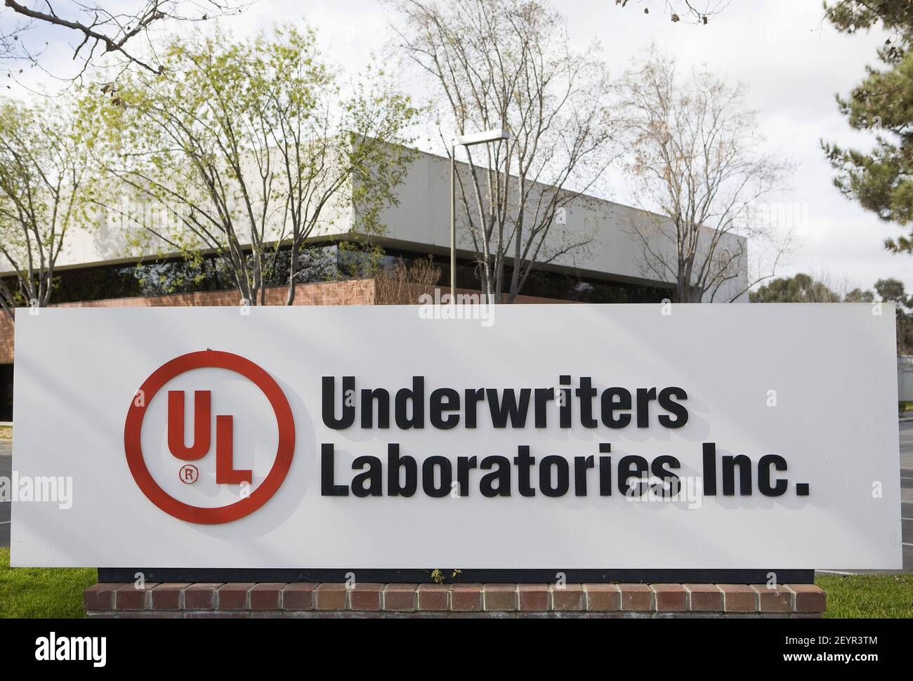 Silicon laboratories inc hires stock photography and images Alamy
