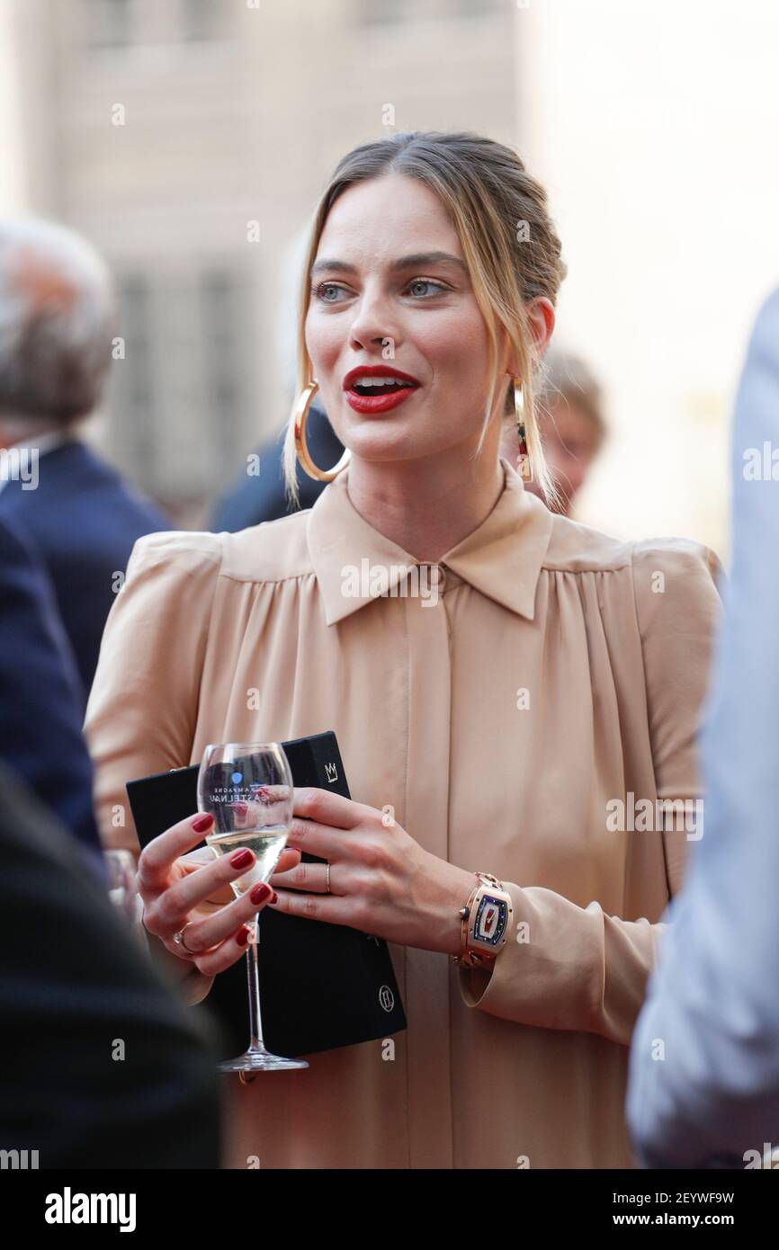 Margot Robbie, during the Chantilly Art & Elegance Richard Mille 2019 at  Chantilly, june 29 to 30 , France - Photo Frédéric Le Floc'h / DPPI Stock  Photo - Alamy