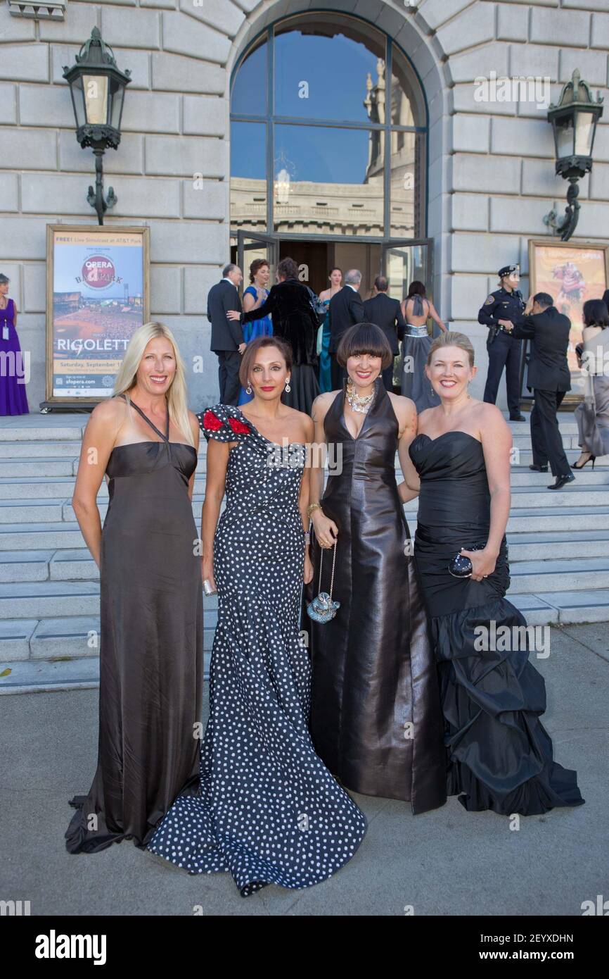 Alix Fagersten, Clara Shayevich, Amber Marie Bently, Anya Low 8