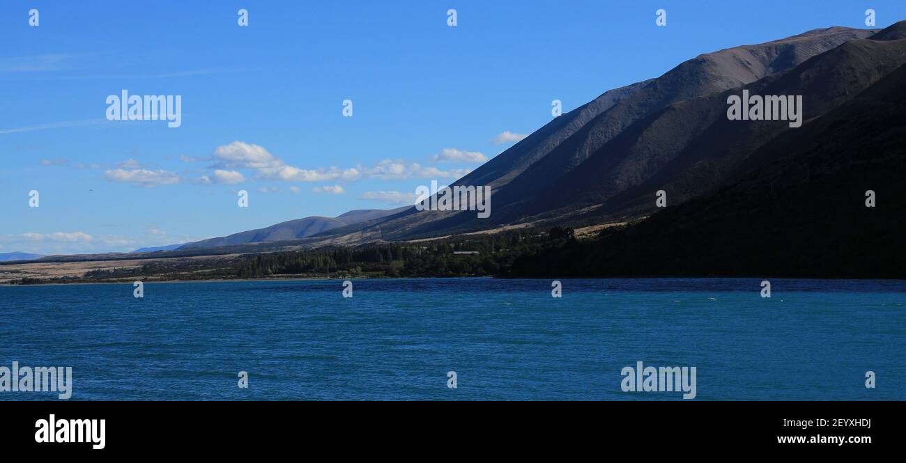 Mt Sutton and Lake Ohau Stock Photo - Alamy