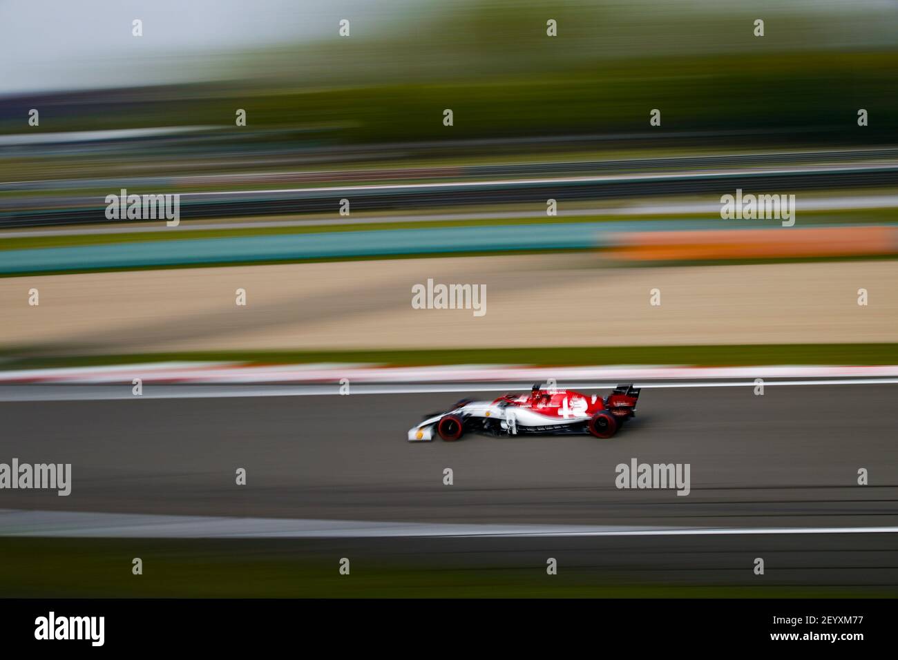 RAIKKONEN Kimi (fin), Alfa Romeo Racing C38, action during 2019 Formula