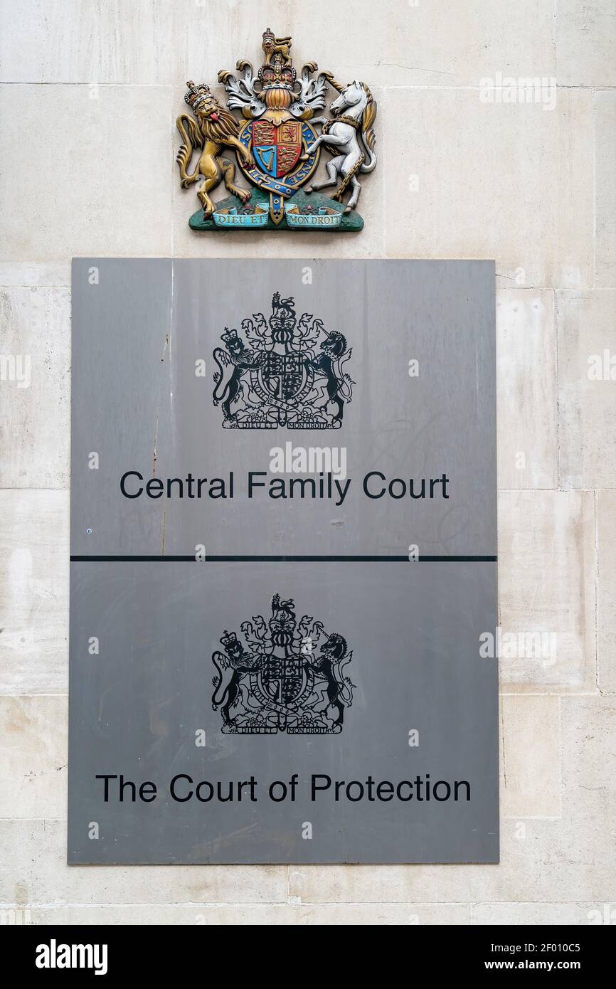 LONDON, ENGLAND - OCTOBER 23, 2020:  Entrance signs to the  Central Family Court, Principal Registry of the Family Division, and the Court of Protecti Stock Photo