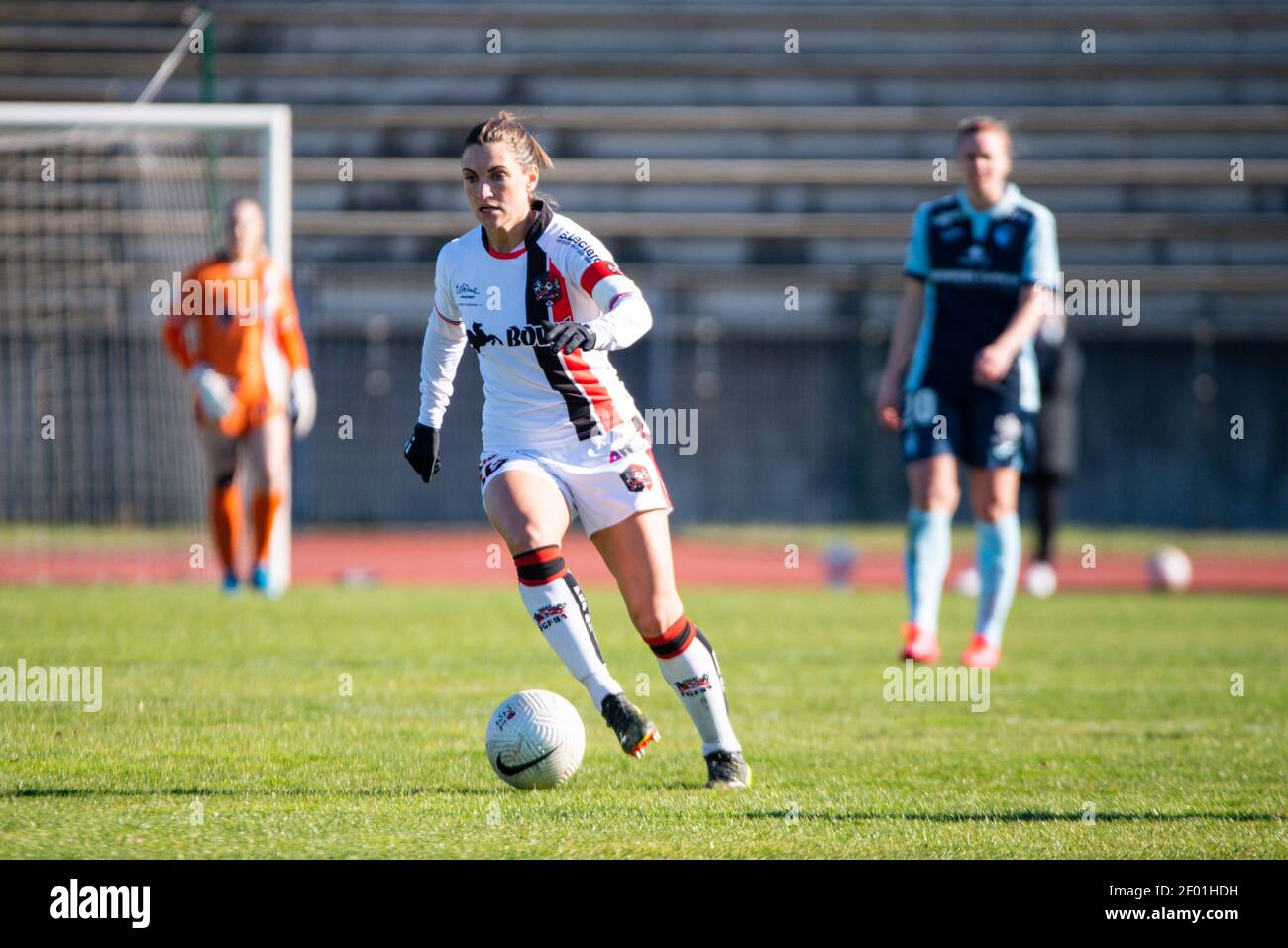 Lea Le Garrec of FC Fleury controls the ball during the Women's French  championship D 1 Arkema football match between FC Fleury 91 and Le Havre AC  on March 6, 2021 at