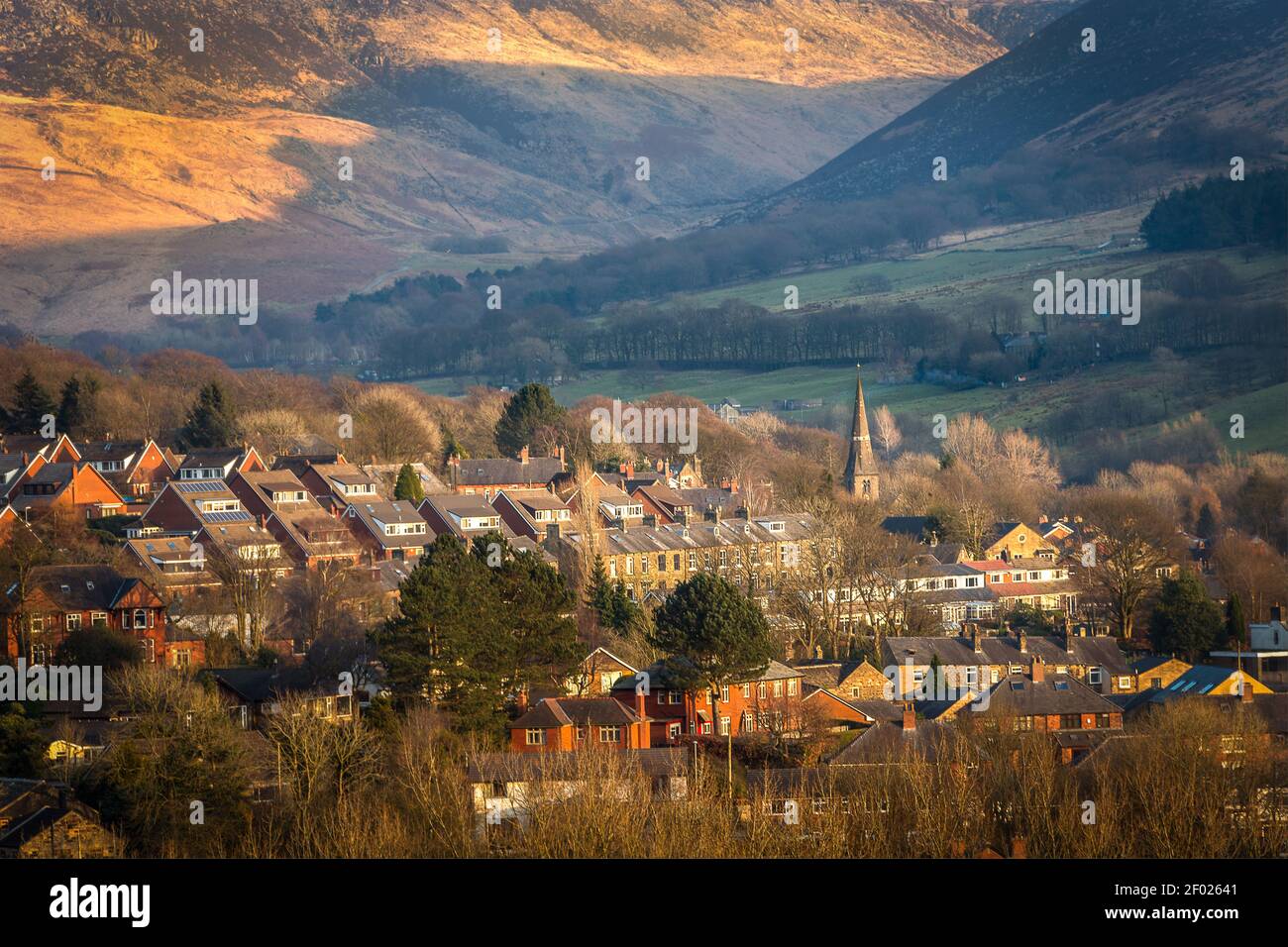 Late sun settling on the village of Greenfield in the Chew Valley Stock Photo
