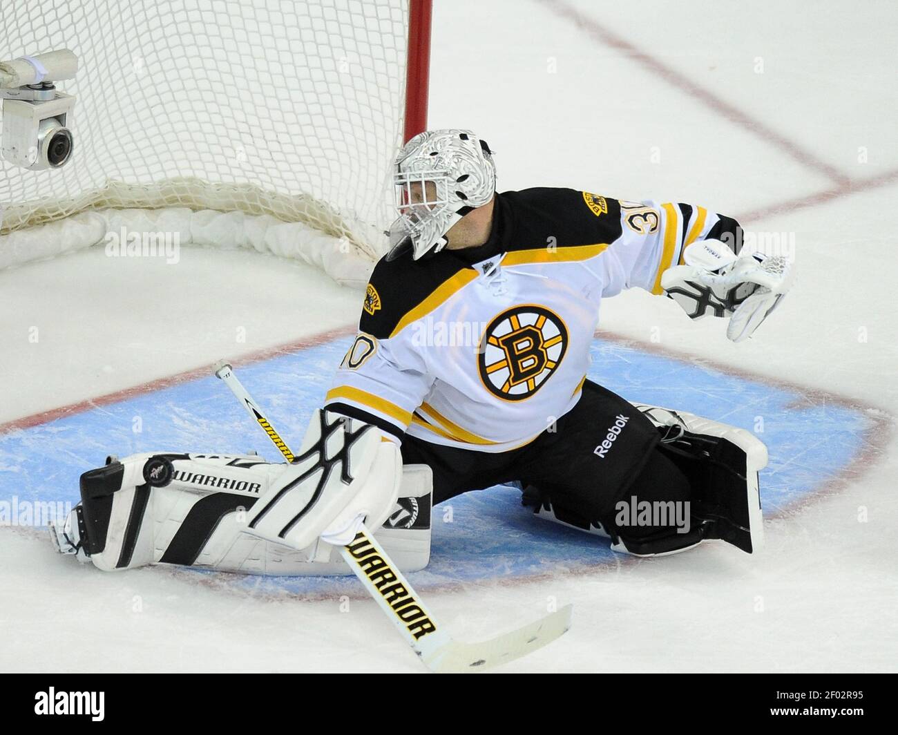 Boston Bruins Goalie Tim Thomas. Editorial Stock Image - Image of