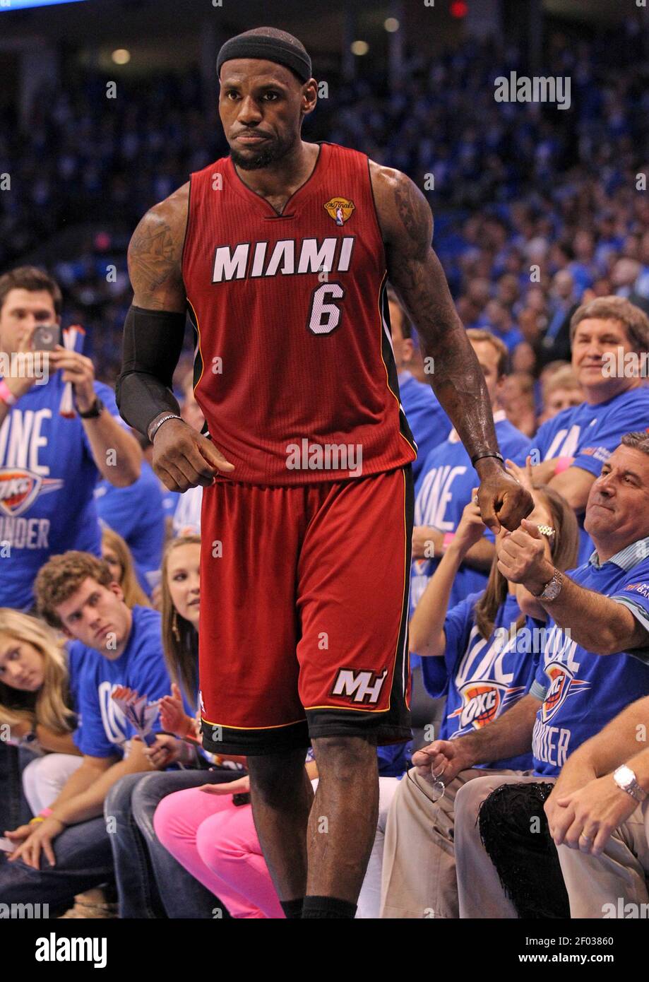 Miami Heat s LeBron James fist pumps in the first quarter during