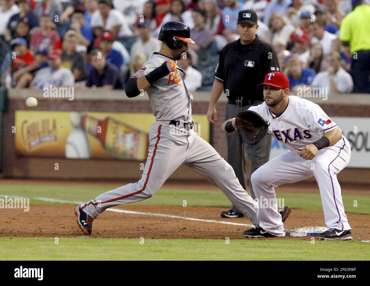 Texas rangers mitch moreland new hi-res stock photography and images - Alamy