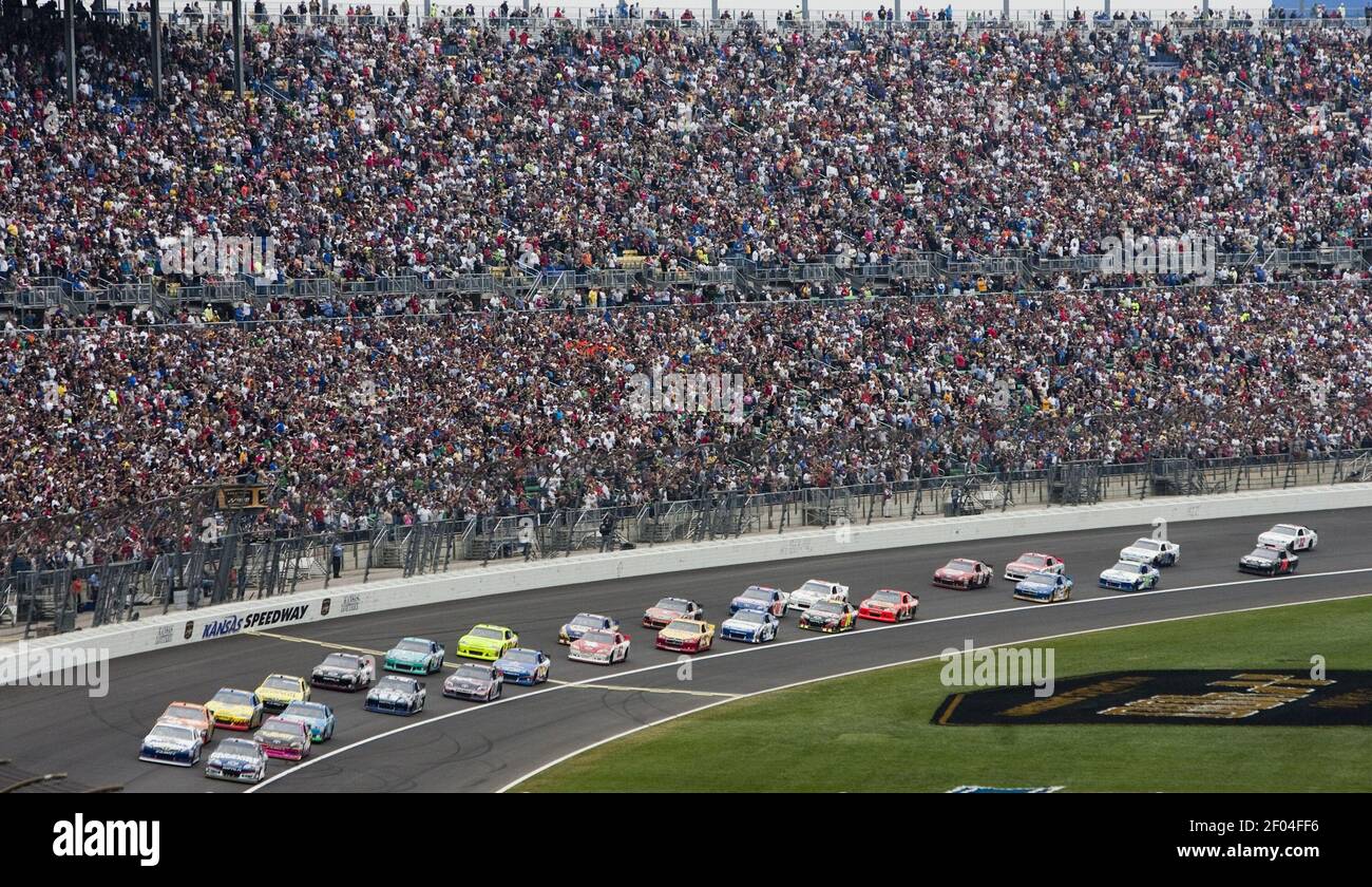 Drivers start the Hollywood Casino 400 on Sunday, October 21,