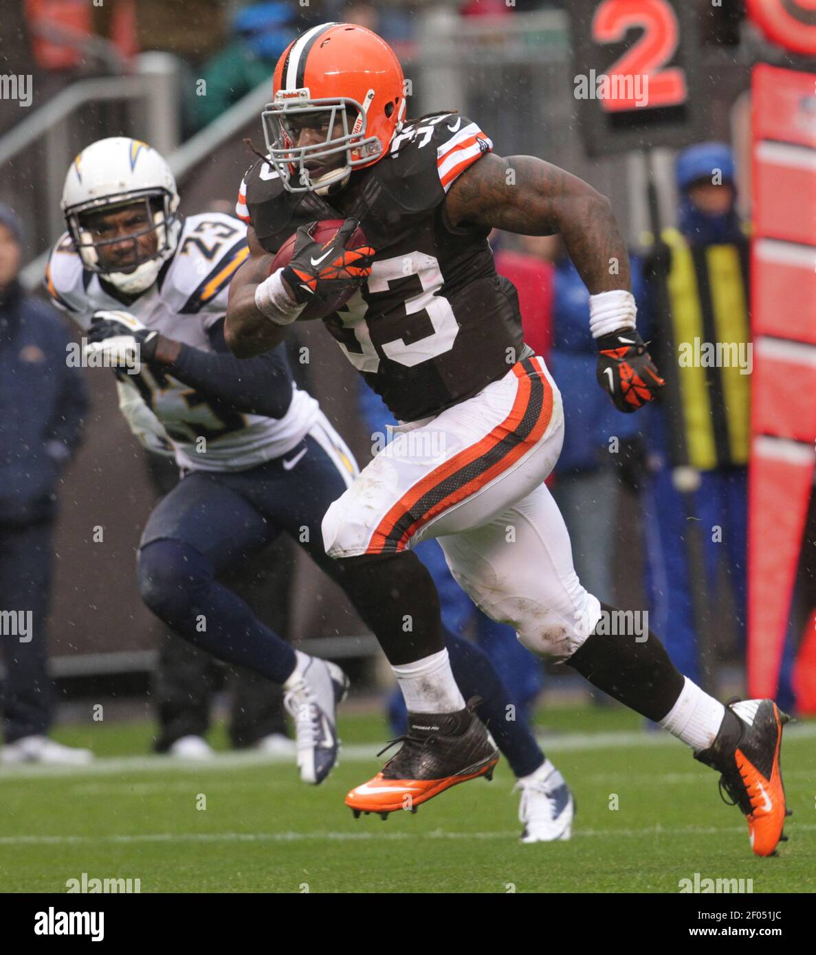 San Diego Chargers defensive back Quentin Jammer, left, can't catch Cleveland  Browns running back Trent Richardson on a 26-yard touchdown run in the  first quarter at Cleveland Browns Stadium in Cleveland, Ohio,