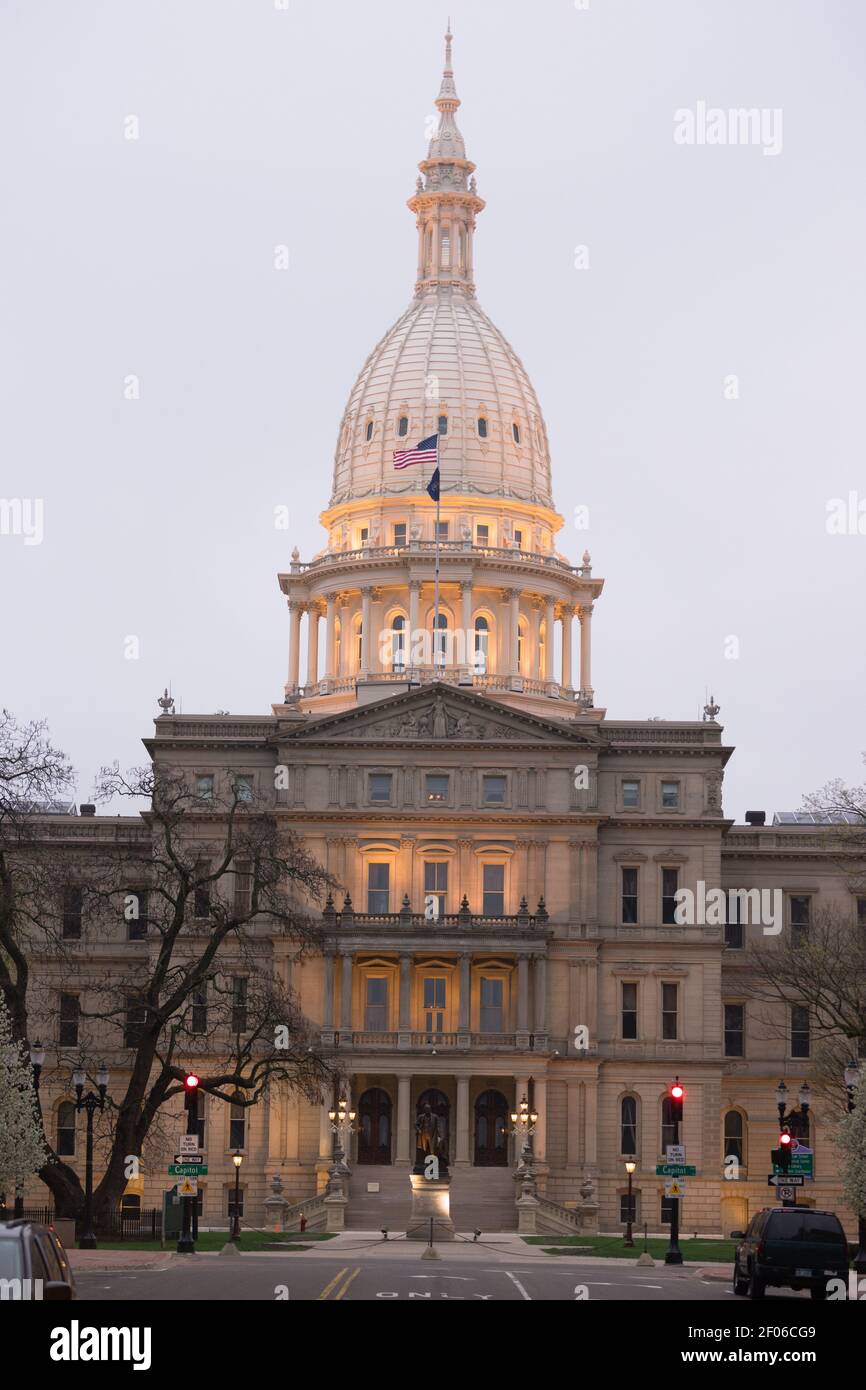 Night Falls Capital Building Lansing Michigan Downtown City Skyline Stock Photo Alamy