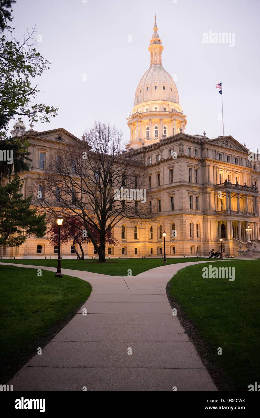 Night Falls Capital Building Lansing Michigan Downtown City Skyline Stock Photo Alamy