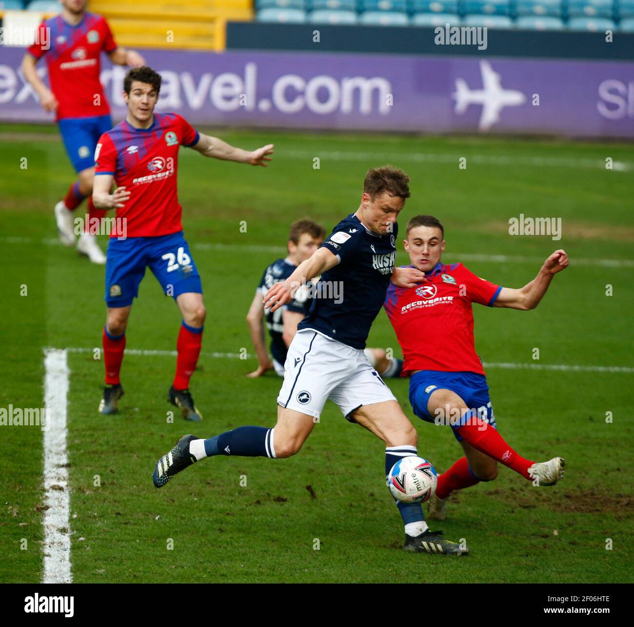 Millwall v Swansea City EFL Sky Bet Championship 30 09 2023. Millwall  defender Casper de Norre