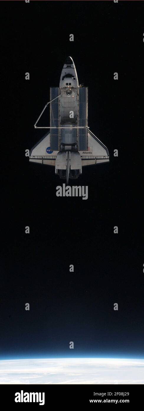 19 July 2011 - This picture of the space shuttle Atlantis was ...
