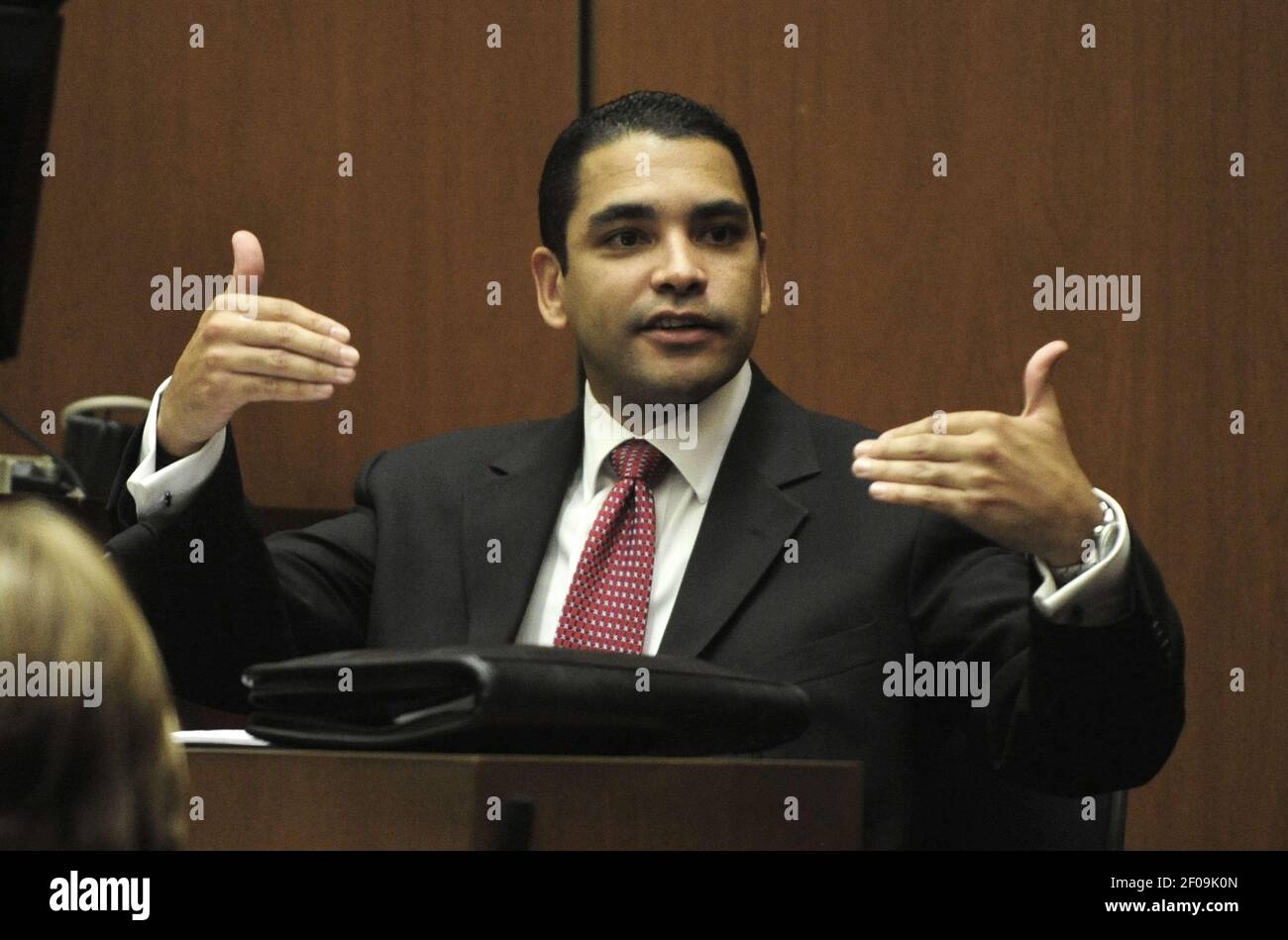 24 October 2011 - Los Angeles, California - Los Angeles Police Department Detective Orlando Martinez testifies as the defense starts its case during Dr. Conrad Murray involuntary manslaughter trial at Los Angeles Superior Court in Los Angeles, California USA, 24 October 2011. Murray has pleaded not guilty and faces four years in prison and the loss of his medical licenses if convicted of involuntary manslaughter in Michael Jackson's death. Photo Credit: Paul Buck/Pool/Sipa Press/murray twenty four.020/1110250009 Stock Photo