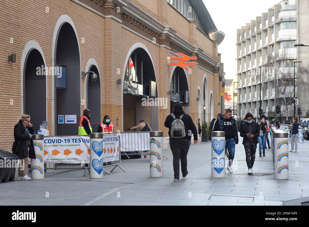 London Uk 26th Feb 21 Pedestrians Walking Along A New Covid 19 Testing Centre At London Bridge Station Free Covid 19 Testing If You Don T Have Symptoms No Appointment Necessary Credit Sopa Images Limited Alamy Live