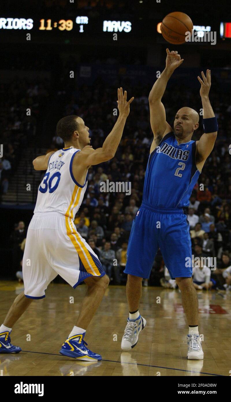 Dallas Mavericks' Jason Kidd (2) passes the ball against Dallas Mavericks' Jason Kidd (2) passes the ball against