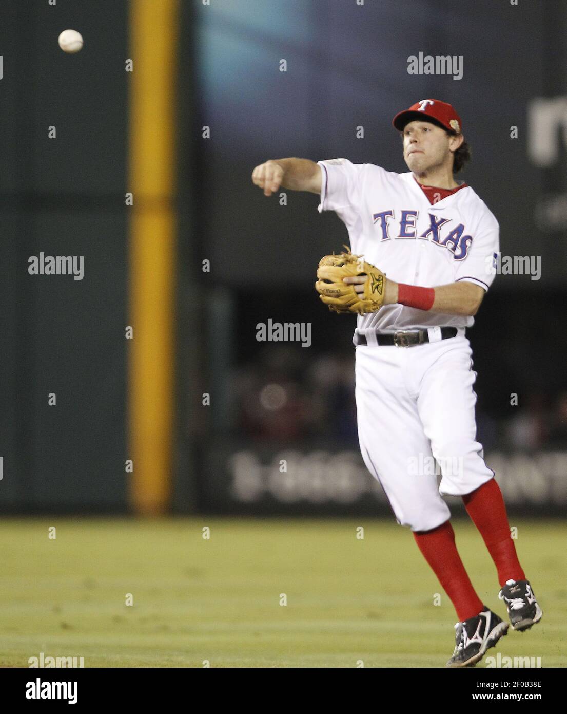 Texas Rangers second baseman Ian Kinsler in action against the Los