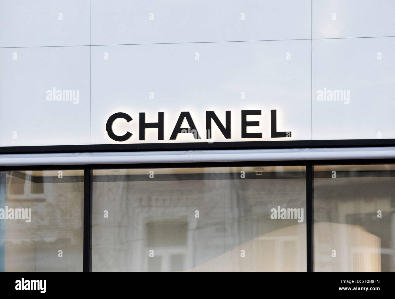 Kiev, Ukraine. Mar, 2021. logo seen over the entrance to a Chanel brand store in Kiev, Ukraine. Credit: SOPA Images Limited/Alamy Live News Stock Photo - Alamy