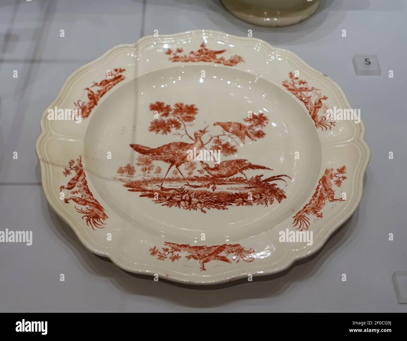 Queensware Identification Queens ware hi-res stock photography and images - Alamy