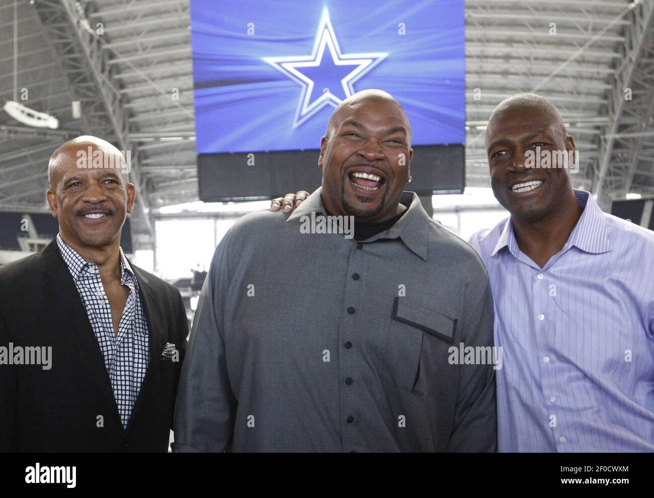 Meet the 21 members of the Dallas Cowboys' Ring of Honor. How many